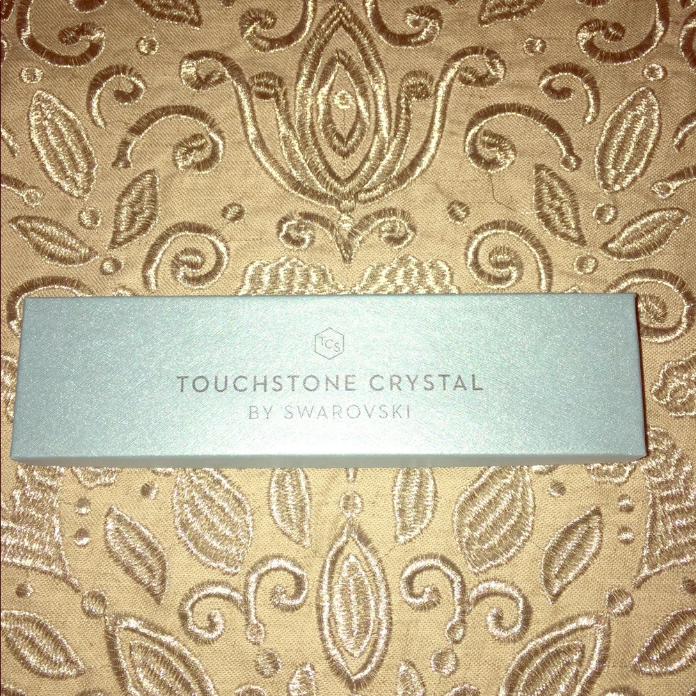 Touchstone Crystal by Swarovski - Picture 3 of 3